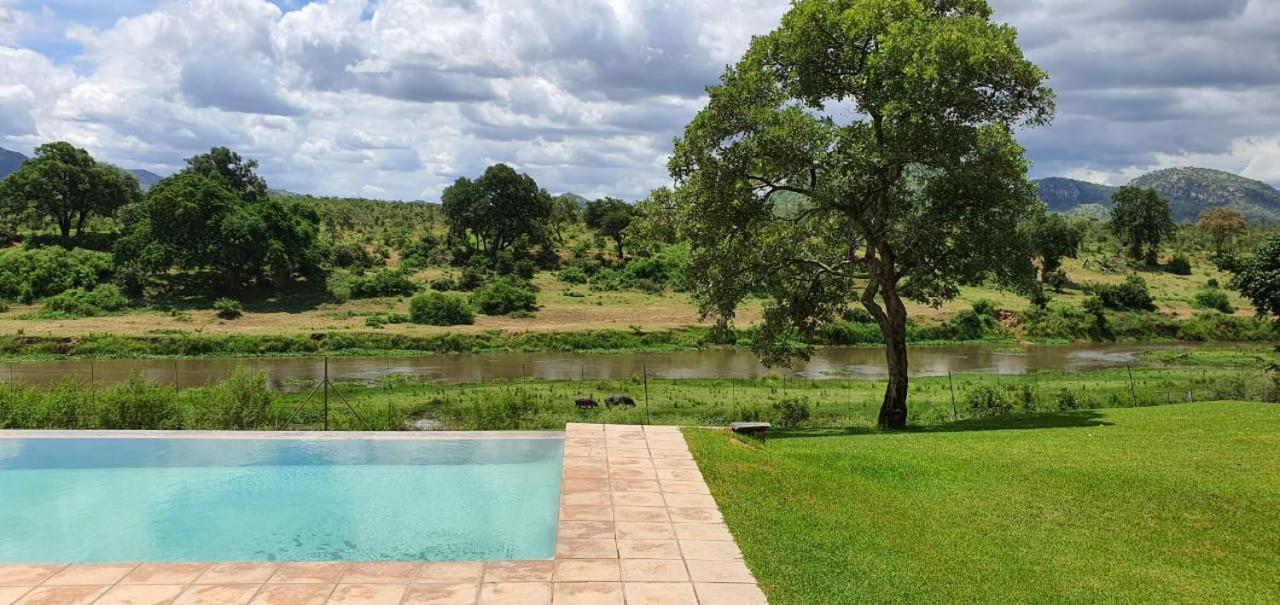 Goedehoop Boutique Manor House Apartment Malalane Bagian luar foto